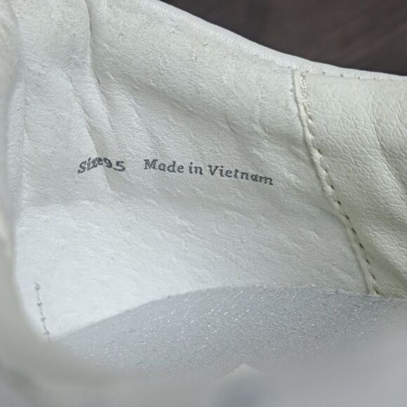 Dolce Vita Zina Perforated Sneaker Women's Sz 9.5 White (VGC) - Picture 9 of 9